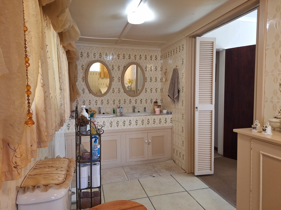 4 Bedroom Property for Sale in Vrede Free State